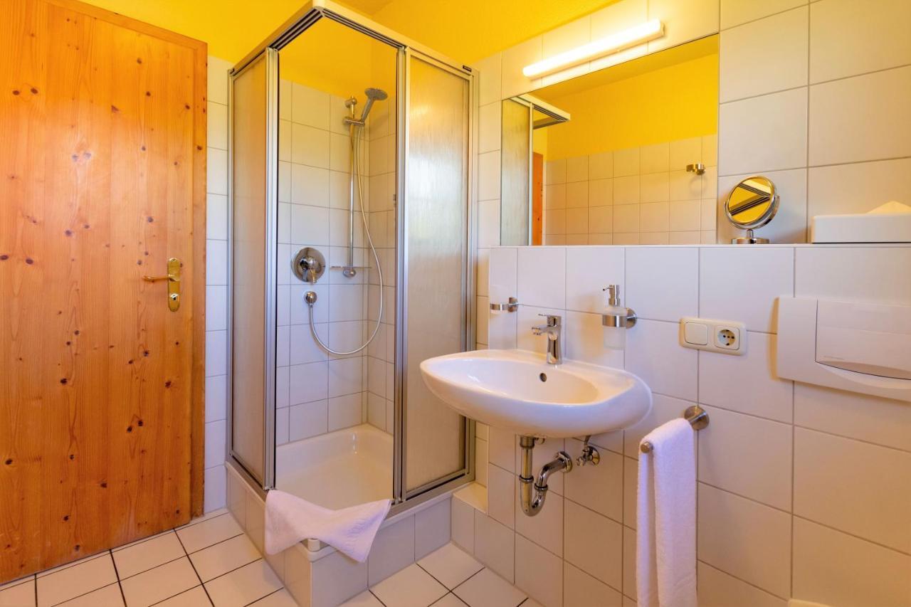 Hotel Am Schwanberg Rödelsee 外观 照片