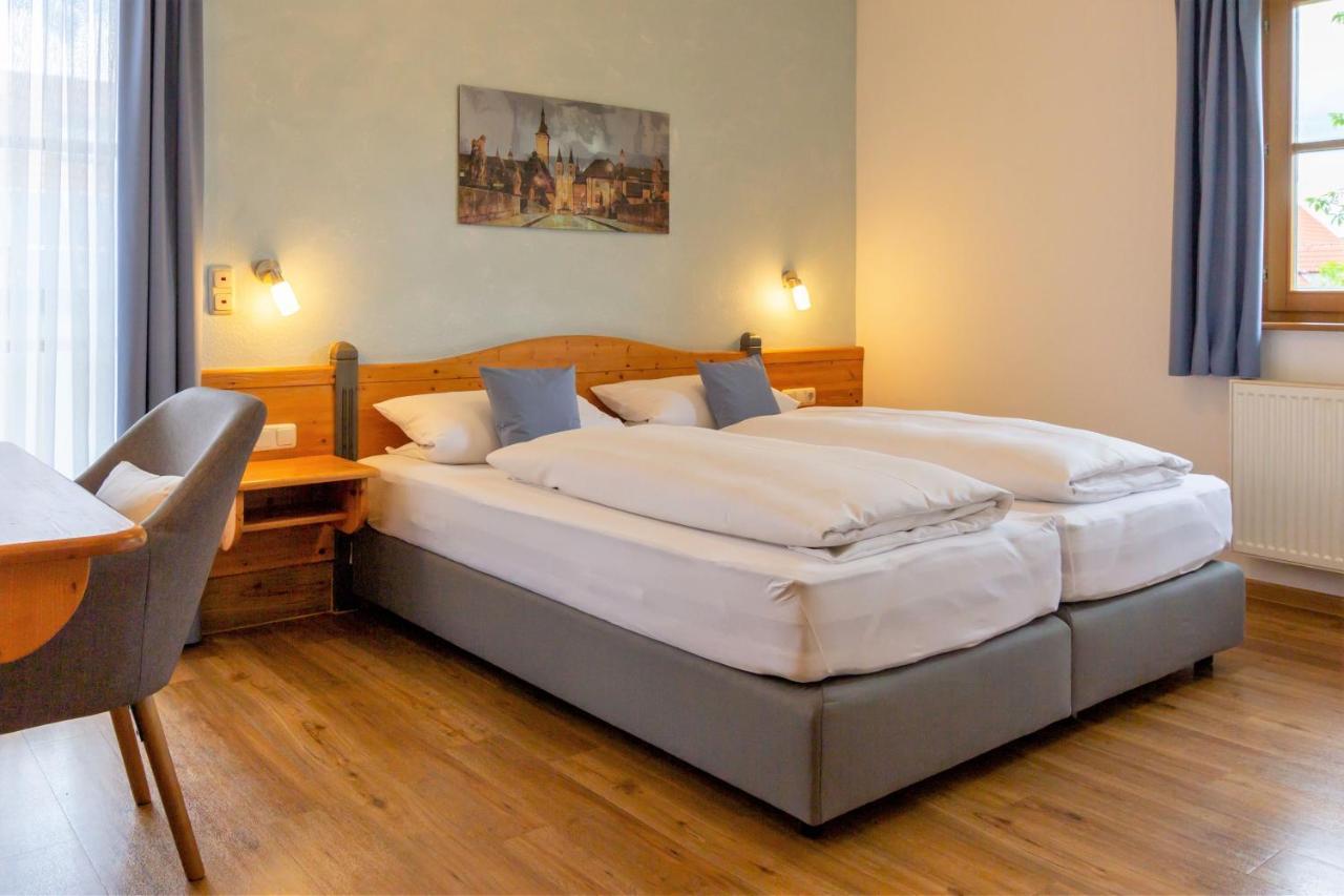 Hotel Am Schwanberg Rödelsee 外观 照片